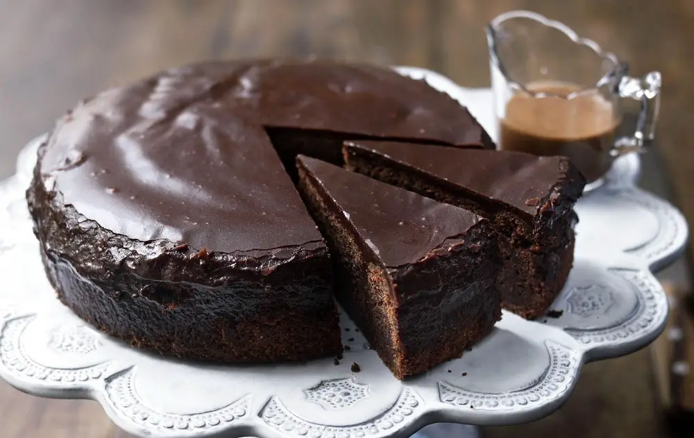 15 Coca-Cola Cake Recipes You Need To Try