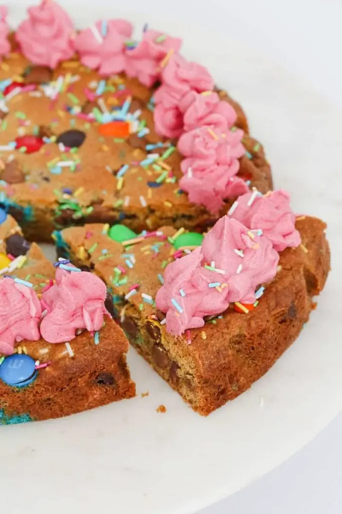 Giant Cookie Cake Recipe - M&Ms & Chocolate Chip