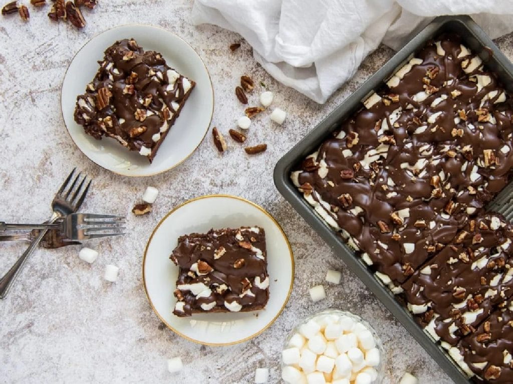 Mississippi Mud Cake (Yellow Bliss Road) 