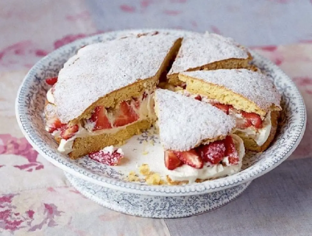 Strawberry and Vanilla Shortcake by Delicious Magazine