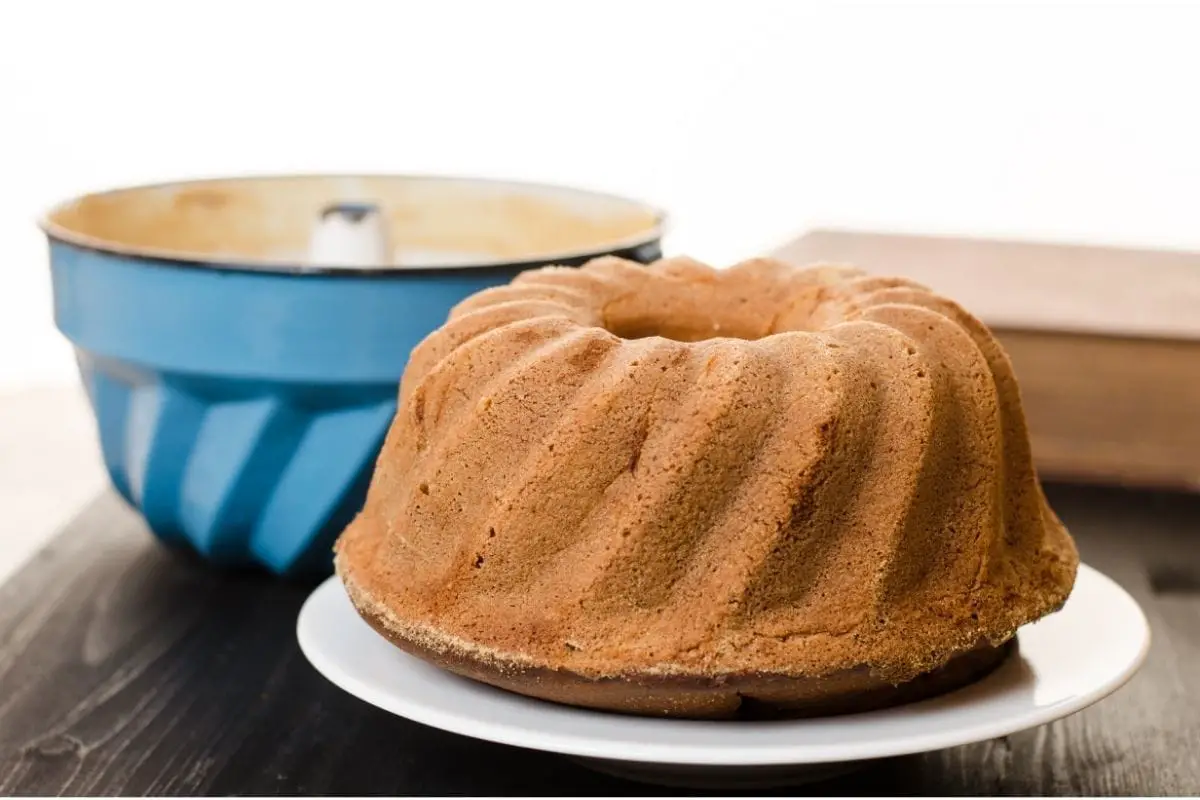 How To Remove Cake From Bundt Pan