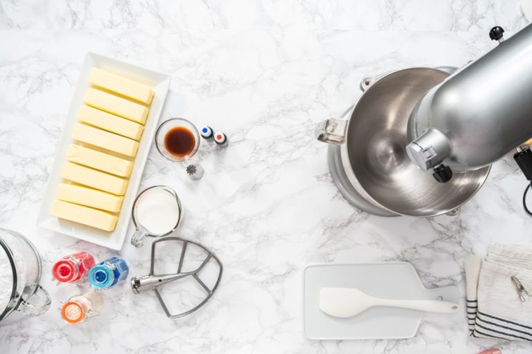 How To Thicken Buttercream Frosting What Kate Baked