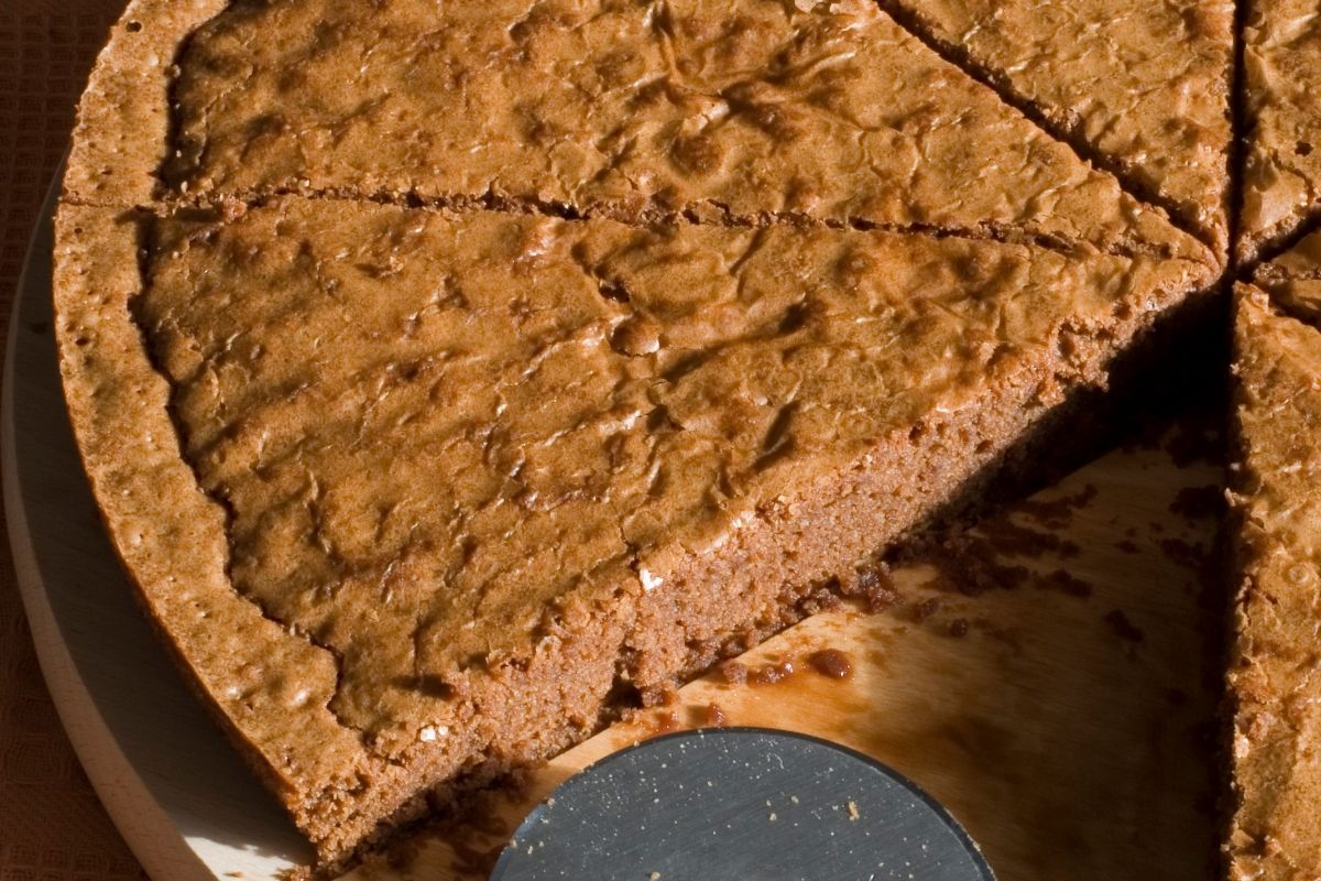 Easy Brownie Pizza Recipe What Kate Baked