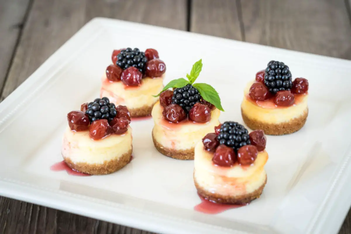 Easy Mini Cheesecake Recipe - What Kate Baked