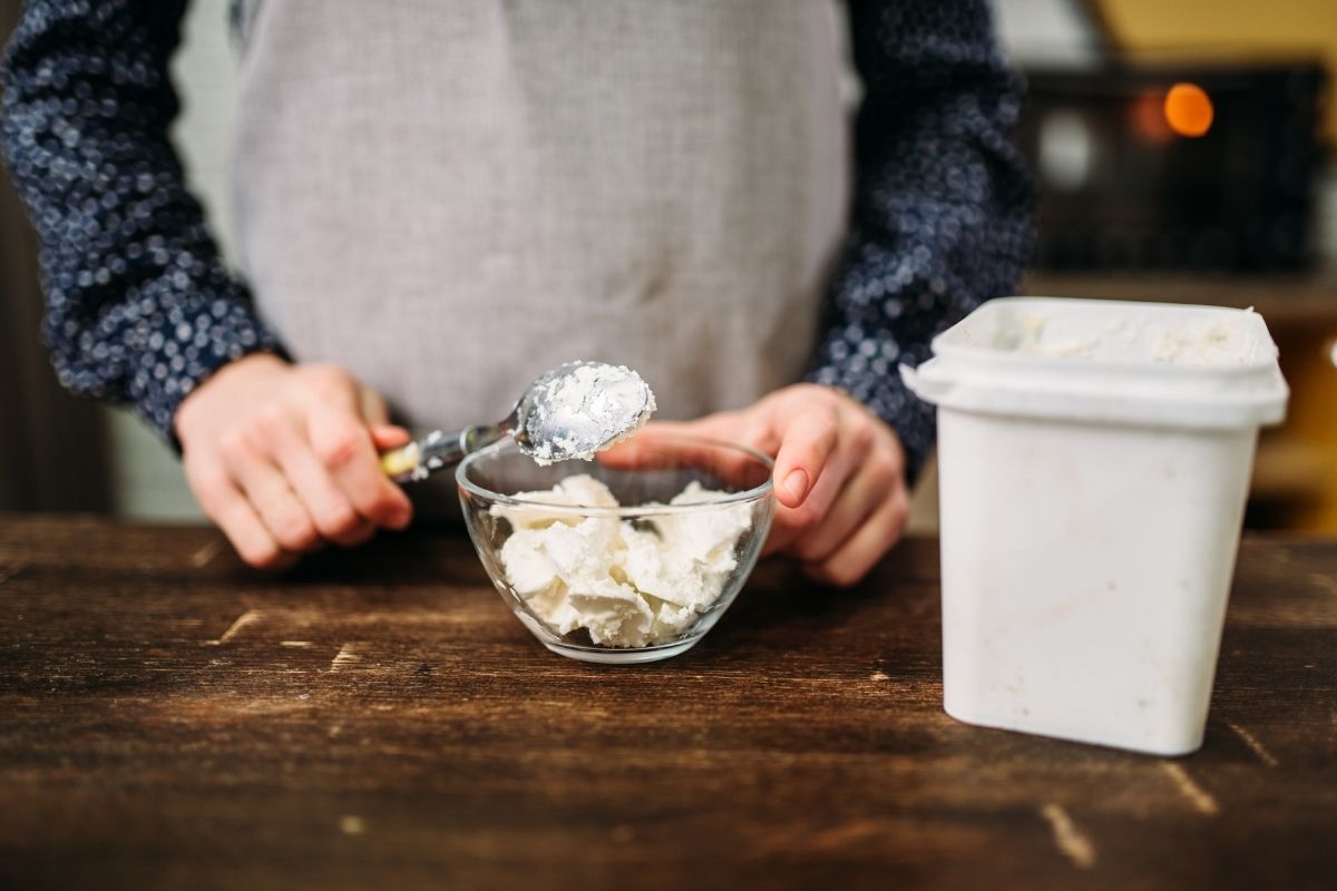 What Is Oleo In Baking? - What Kate Baked
