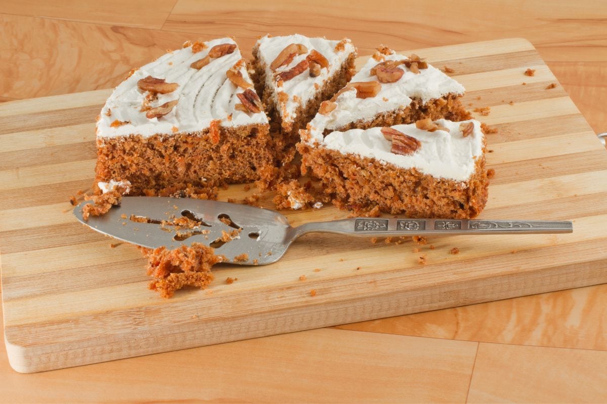 Does Carrot Cake Spoil?
