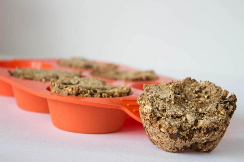 How To Use Silicone Bakeware - What Kate Baked