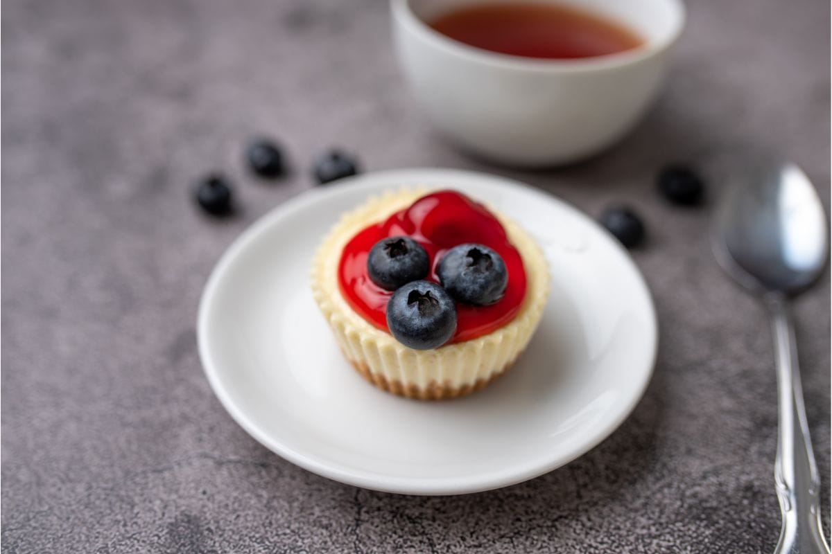 Turning A Cheesecake Into Mini Cheesecake Bites (1)