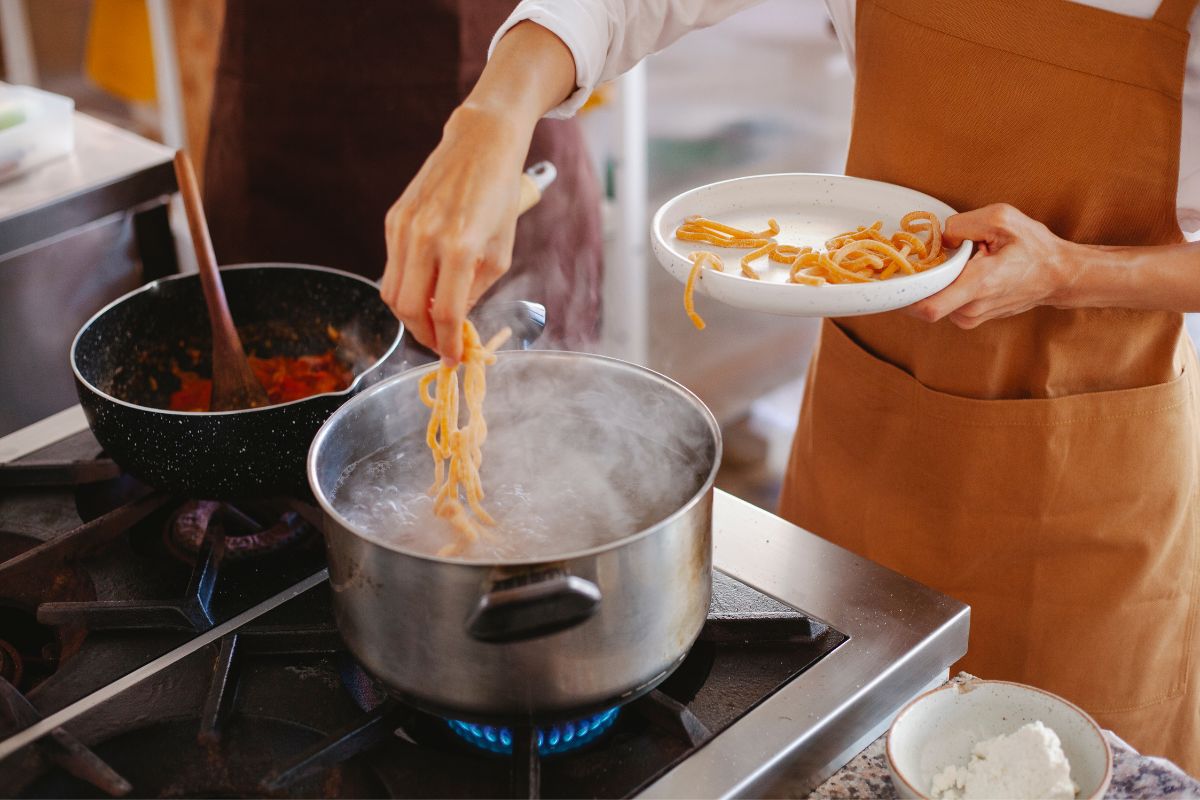 Can You Cook Pasta In The Sauce? - What Kate Baked